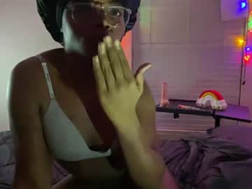 transgirl_omi