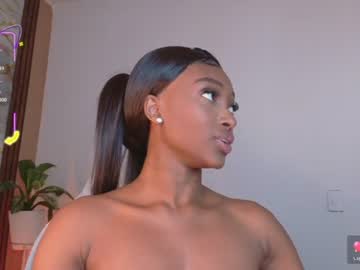 ahvi_ebony