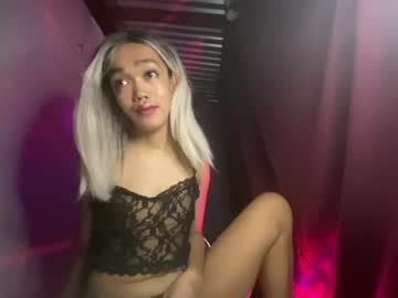 hot_moma69