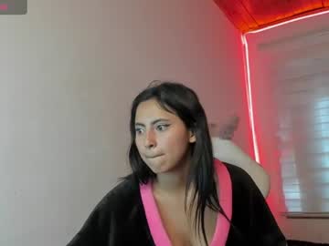 naomy_kiss