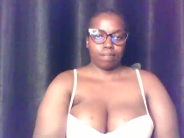 queen_melanine