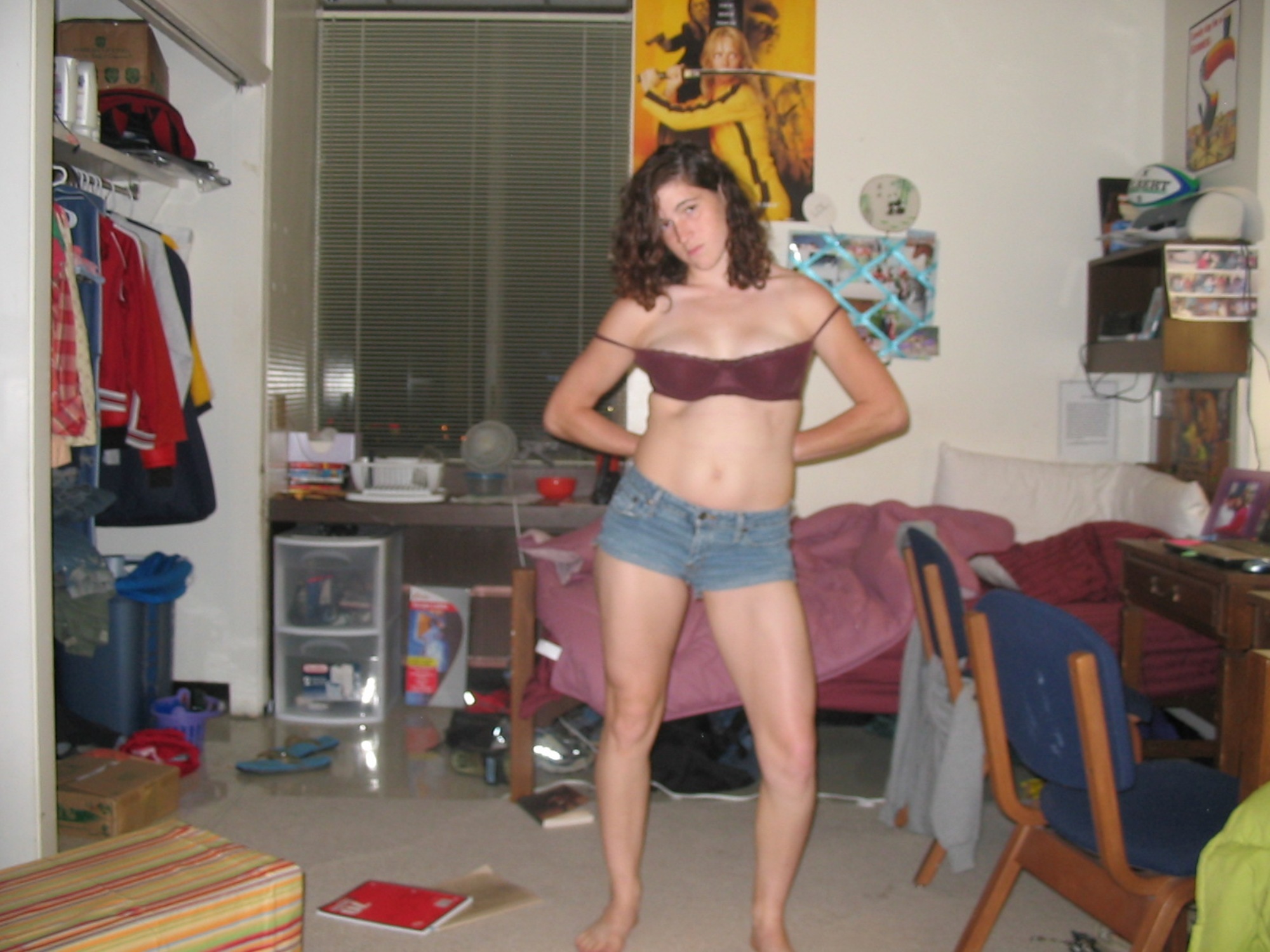 Bold girl taking pics of herself for her bf — 27