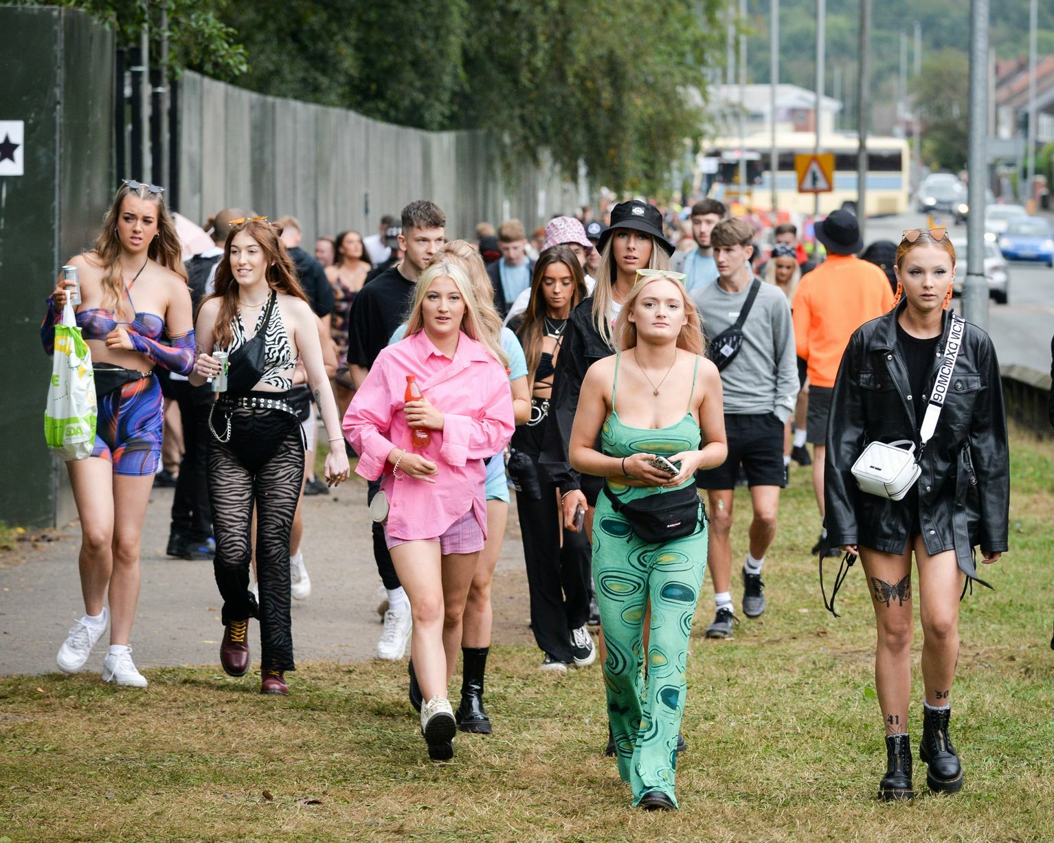Parklife slags make my tiny dick hard — 28