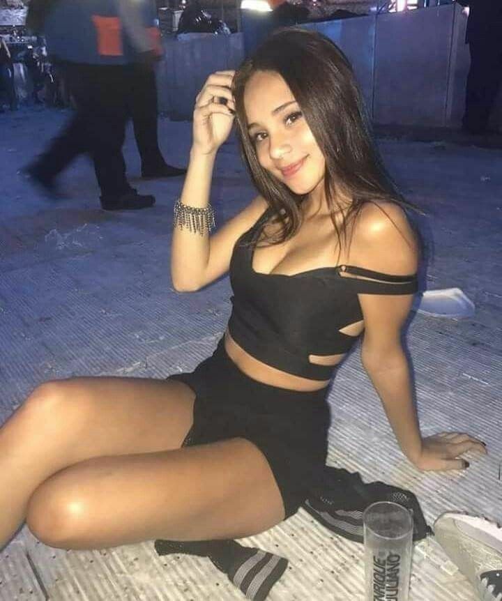 Non-Nude Smoke Shows — 37