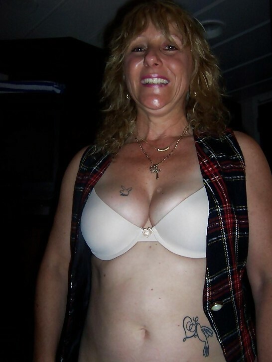 Australian mom skank whore cum slut — 33
