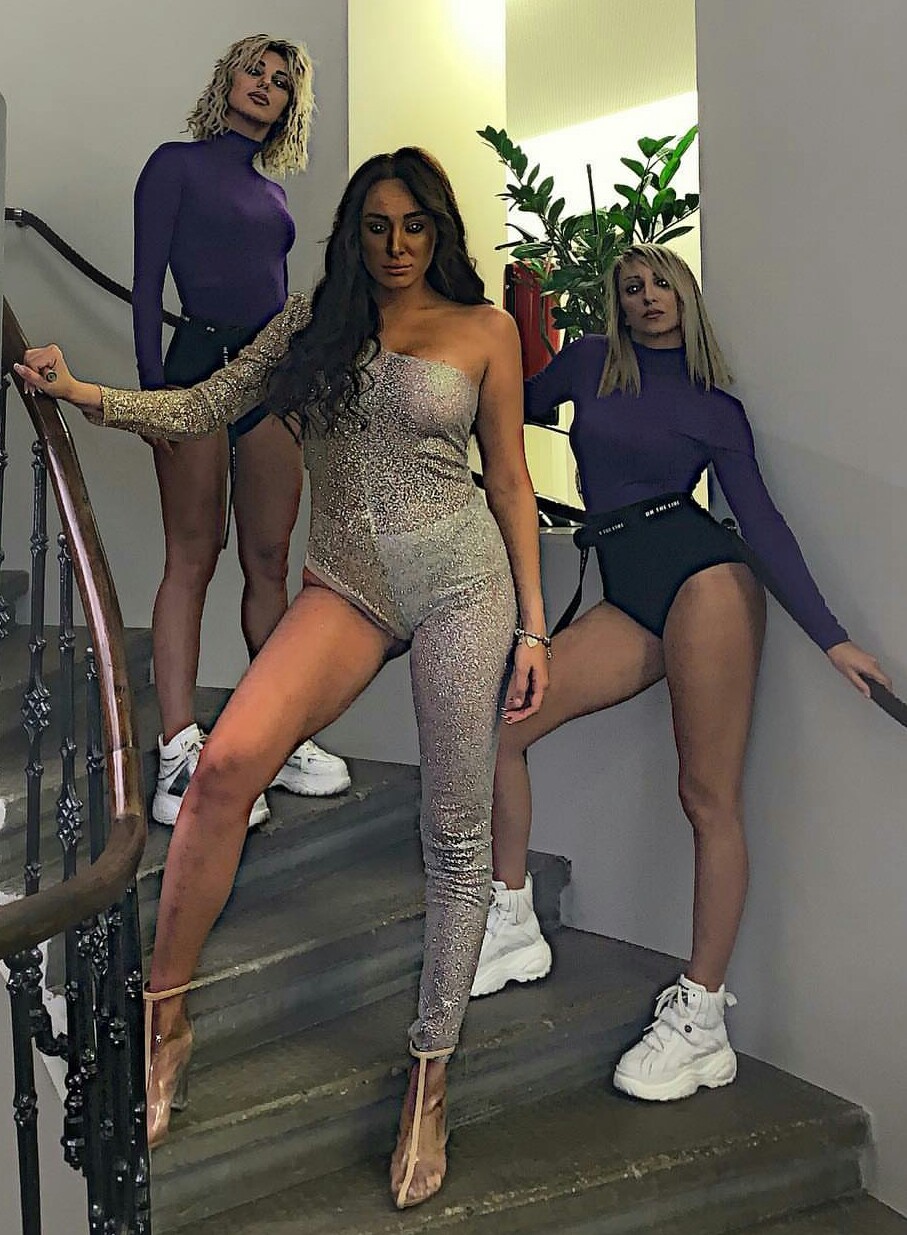 Sexy And Cute Dancers — 20
