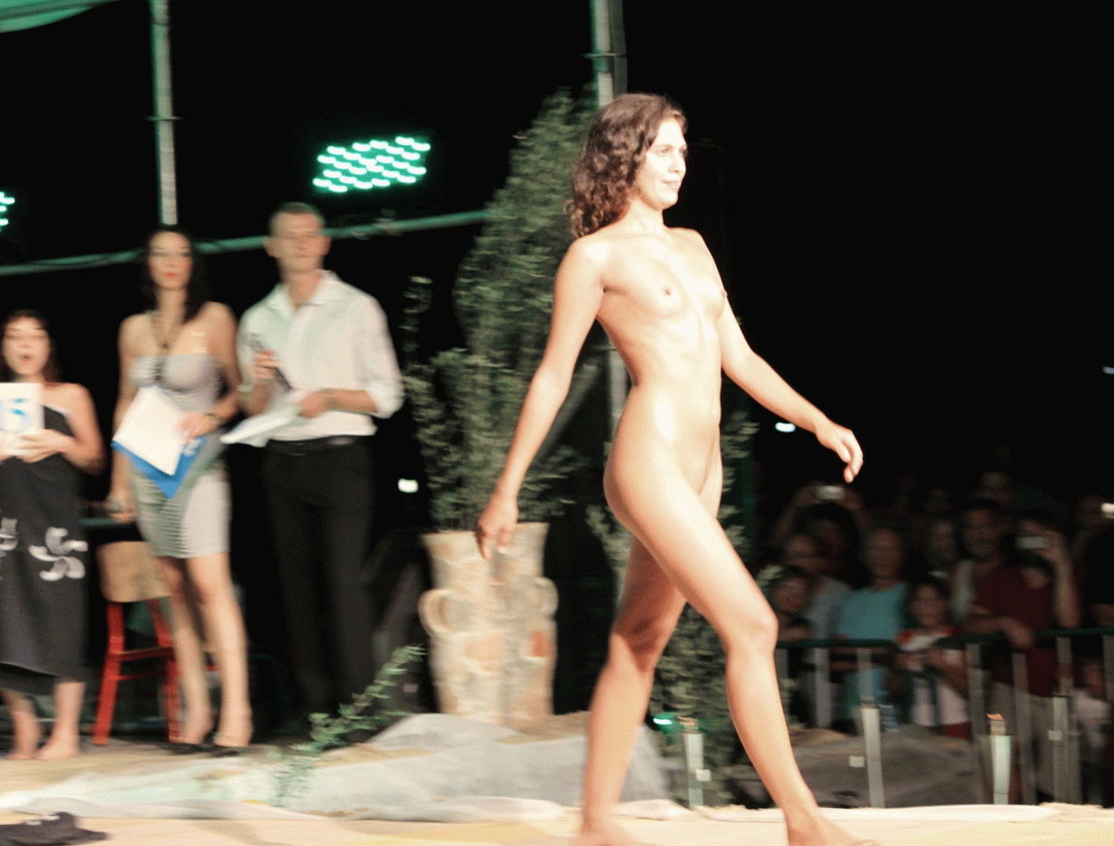 Koversada Nude Dancing in Public | Beauty Contest — 39