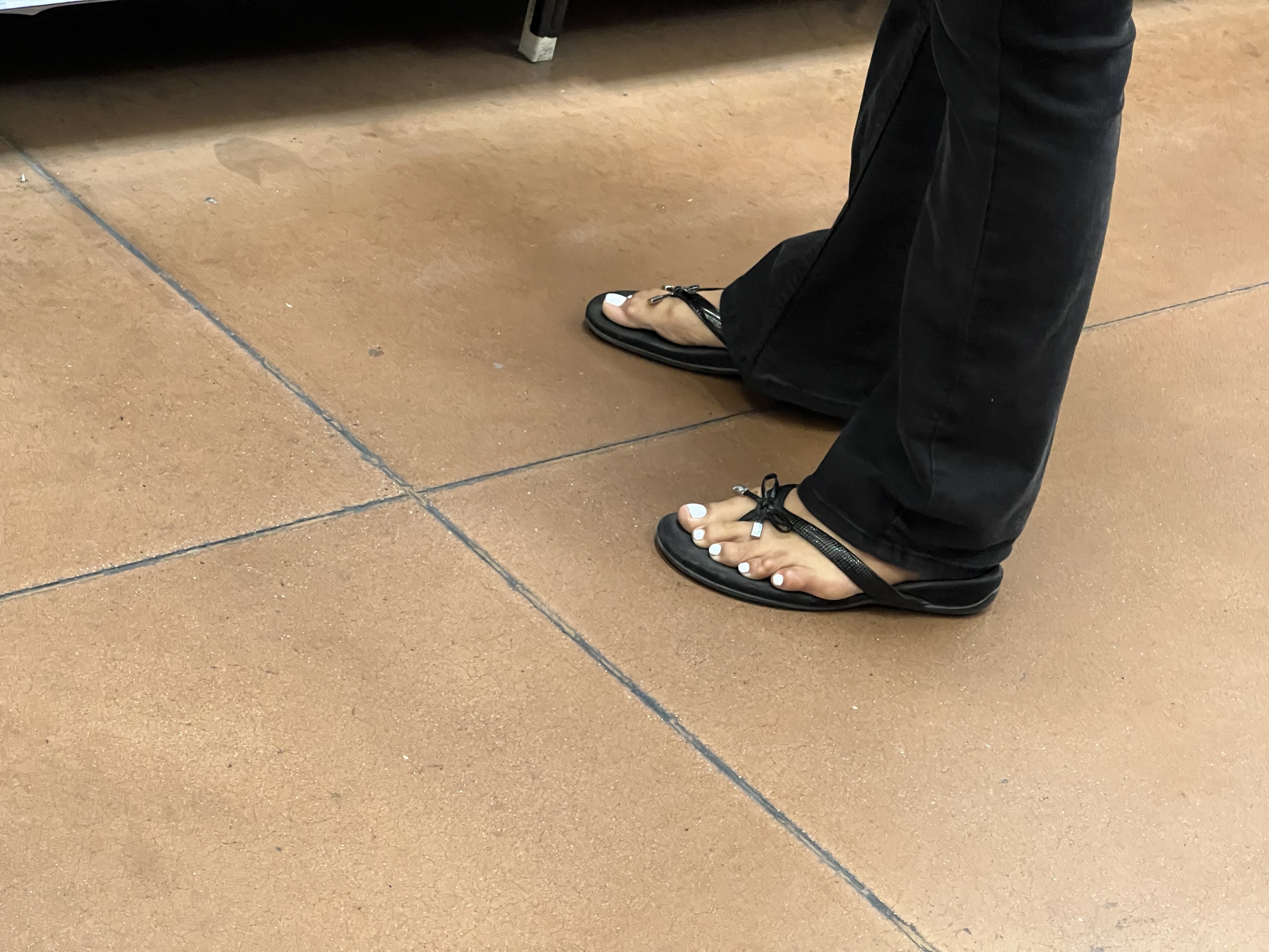 Gilf and milf feet at supermarket — 25
