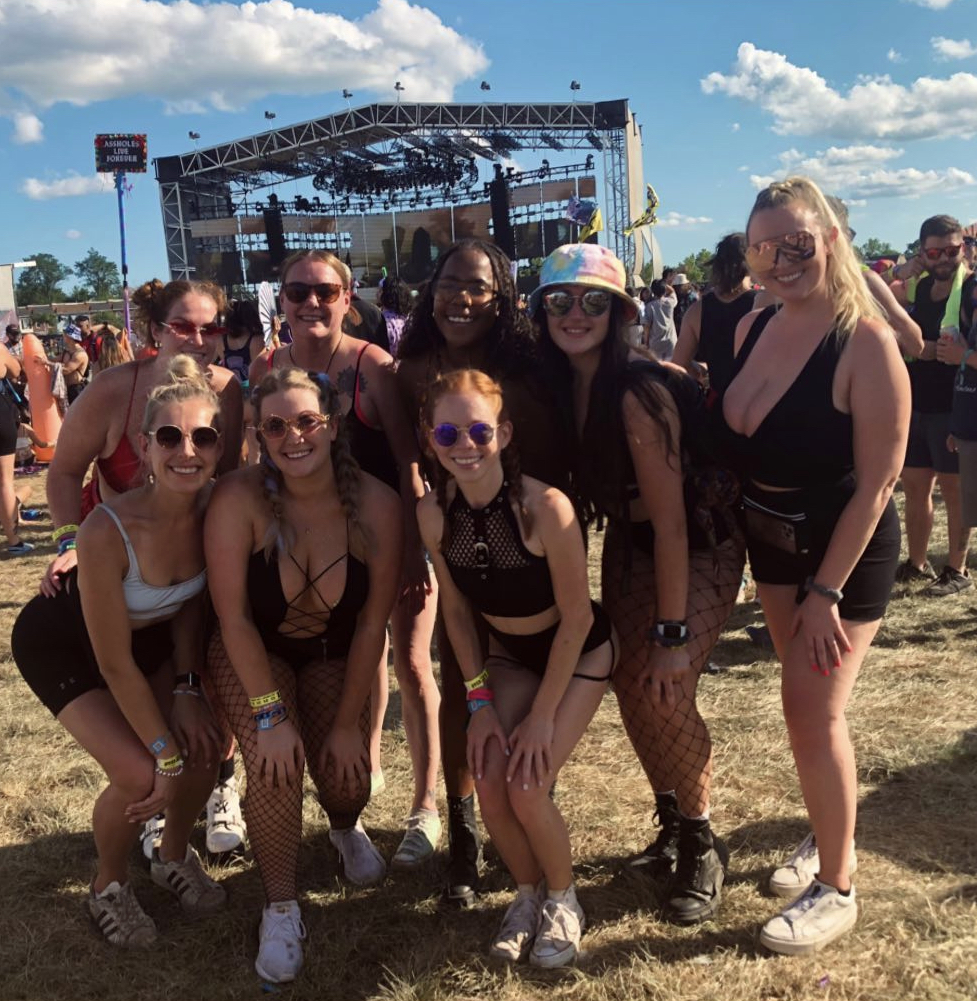 Big Boob Blonde Sorority Sister — 7