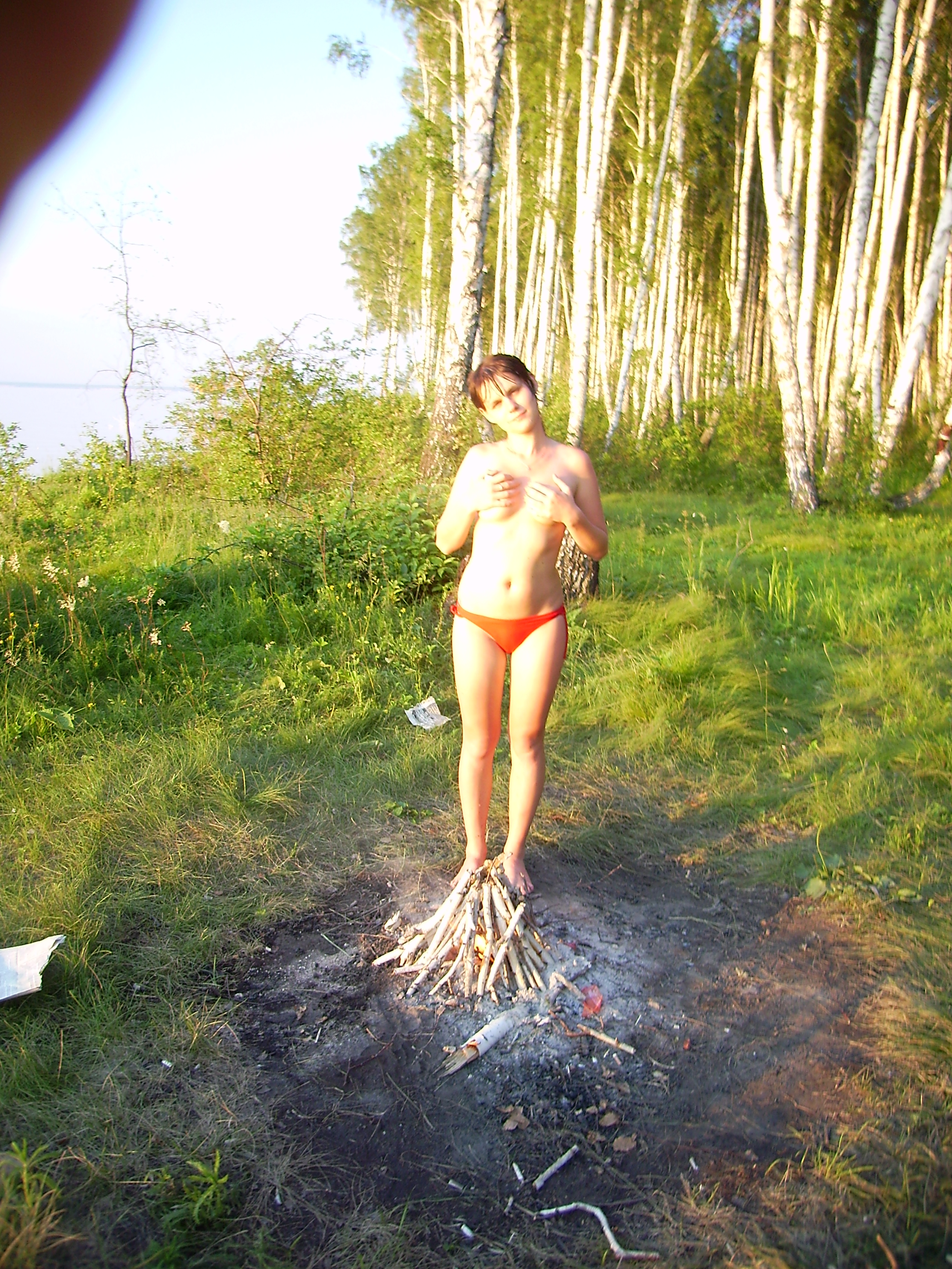 Amateur Girls Holiday Pics — 5